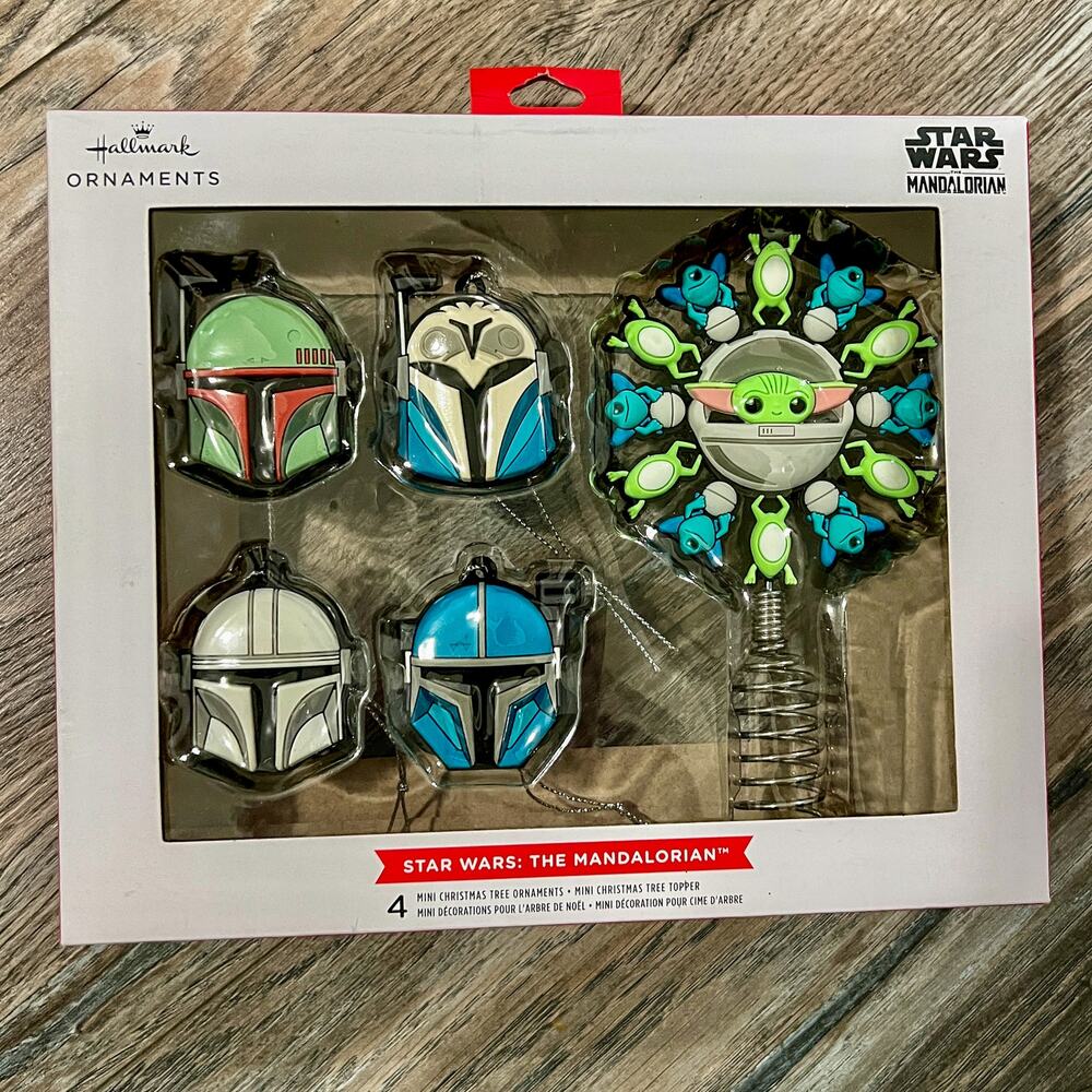 NEW Mandalorian Mini Christmas Tree Topper + 4 Ornaments